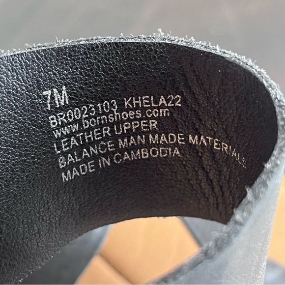 BORN Veda Comfort Strappy Sandal in Black Leather Size 7 NEW - Picture 13 of 14